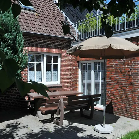 Haus Hinterm Deich * Carolinensiel